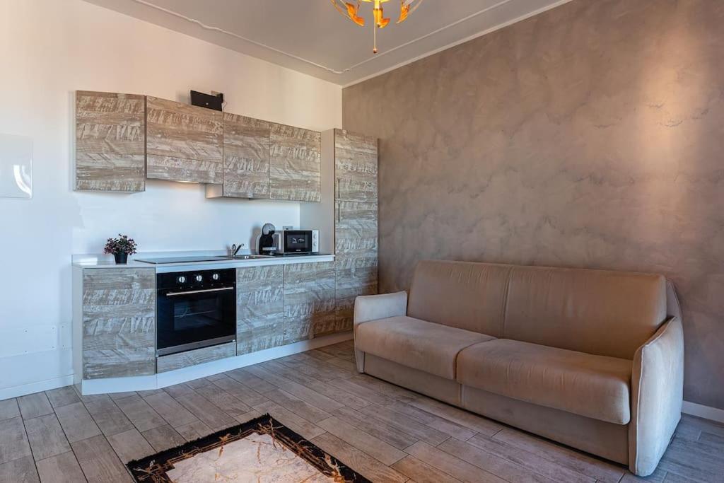 Garda Lake View Apartment Desenzano del Garda Buitenkant foto